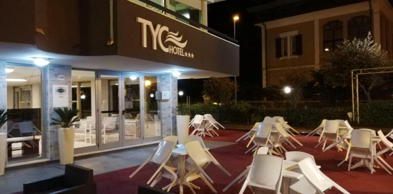 Tyc Hotel Viserbella di Rimini Exterior photo